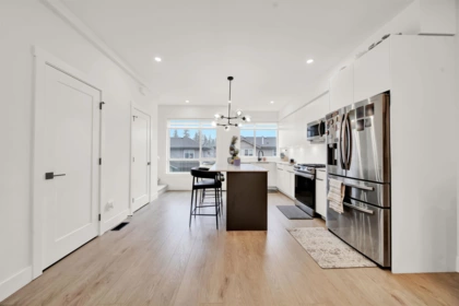 Kitchen Photo of 30 6138 128 Street, Surrey, BC