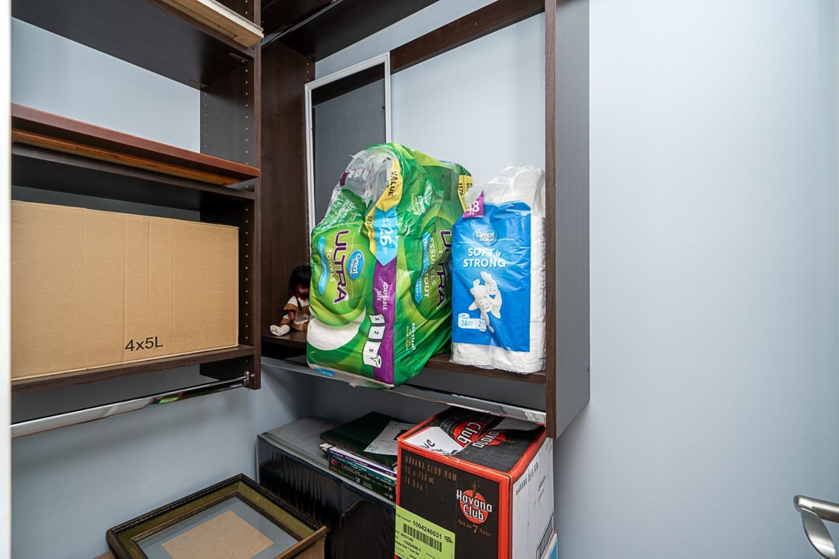 Hallway Photo of 6907 Tyne Street, Vancouver, BC