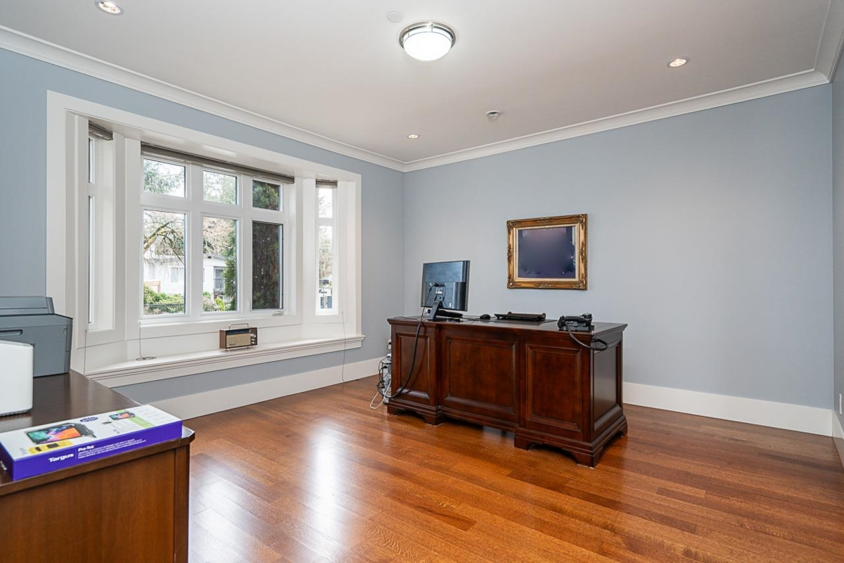 Primary Bathroom Photo of 6907 Tyne Street, Vancouver, BC