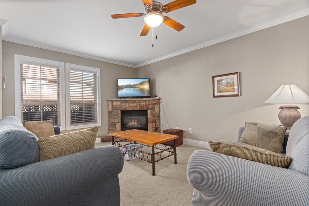 Family Room Photo of 60 44523 Mclaren Drive, Chilliwack, BC