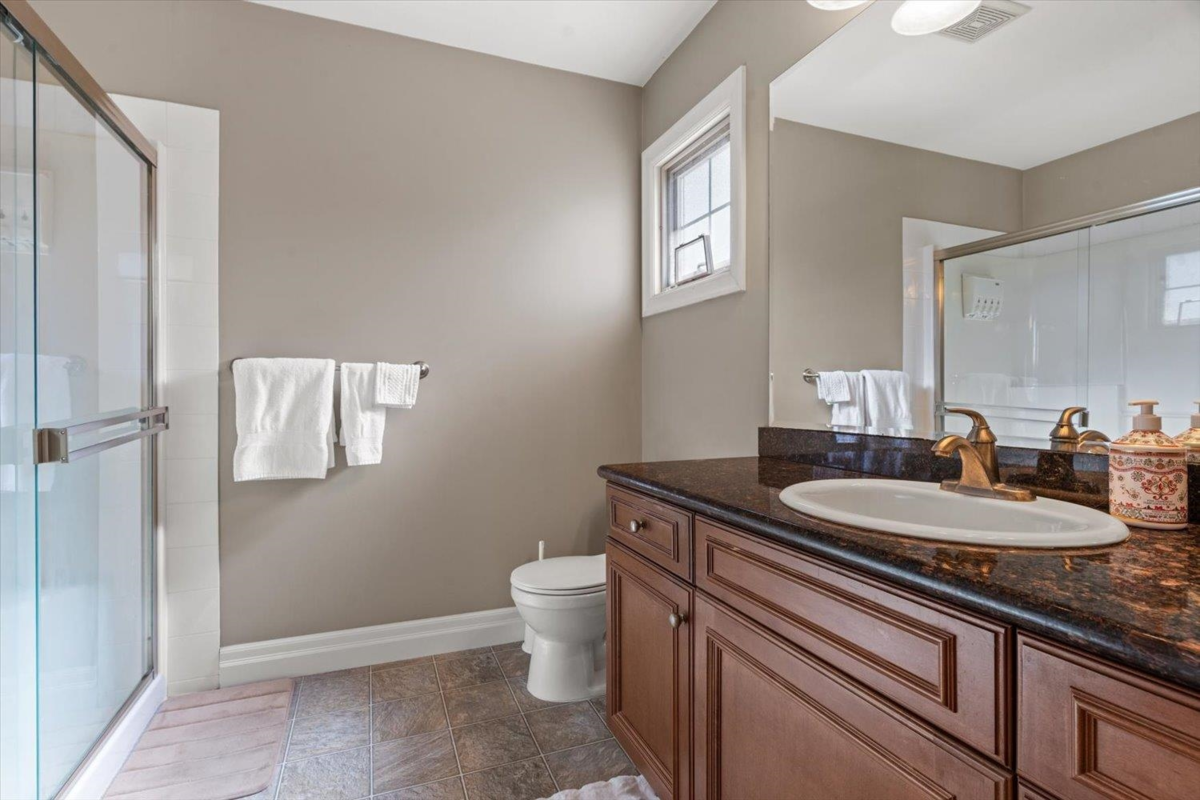 Guest Bathroom Photo of 60 44523 Mclaren Drive, Chilliwack, BC