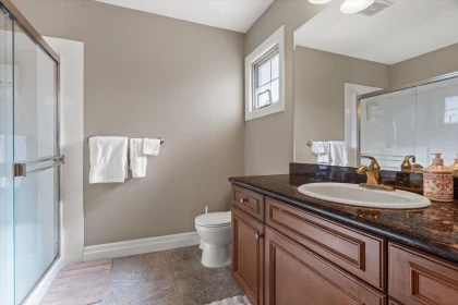 Guest Bathroom Photo of 60 44523 Mclaren Drive, Chilliwack, BC