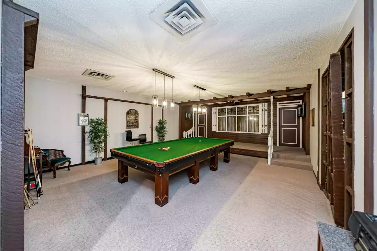 Community Amenities Photo (Clubhouse) of 501 3771 Bartlett Court, Burnaby, BC