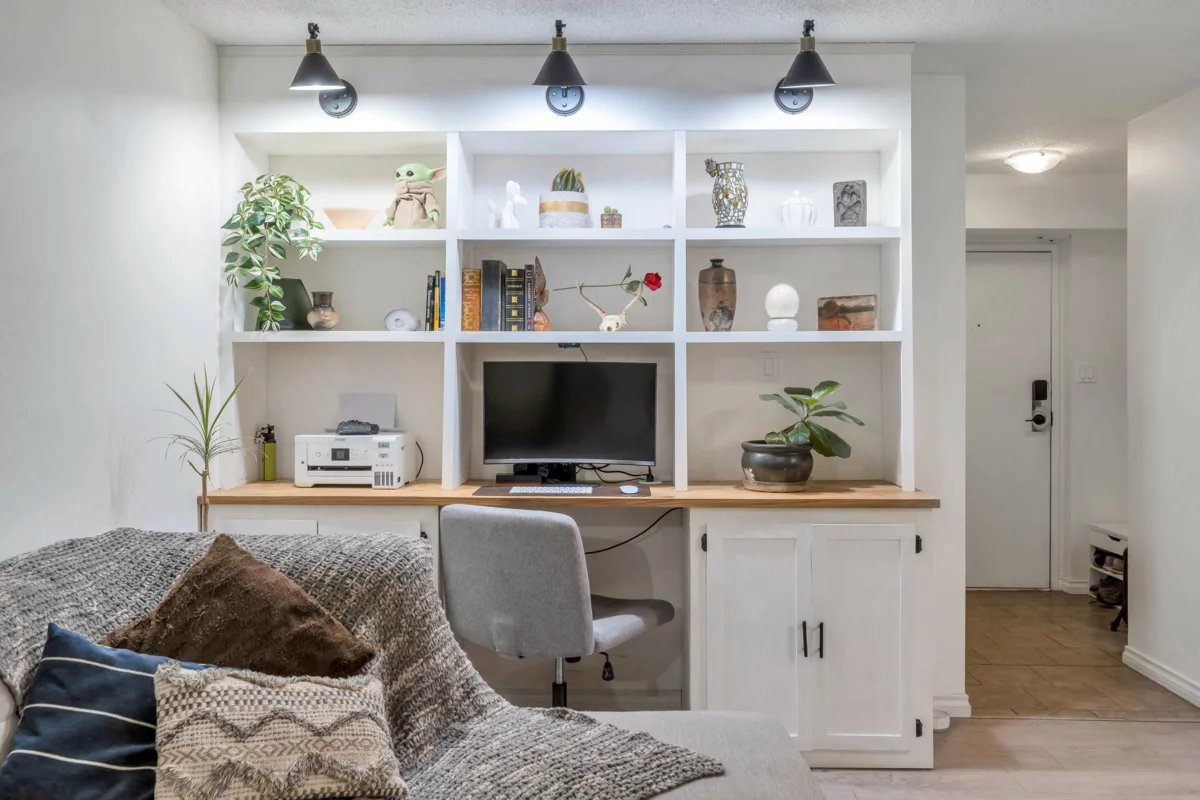 Family Room Photo of 501 3771 Bartlett Court, Burnaby, BC