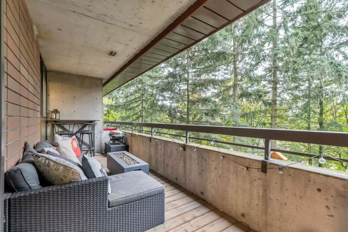 Staircase Photo of 501 3771 Bartlett Court, Burnaby, BC