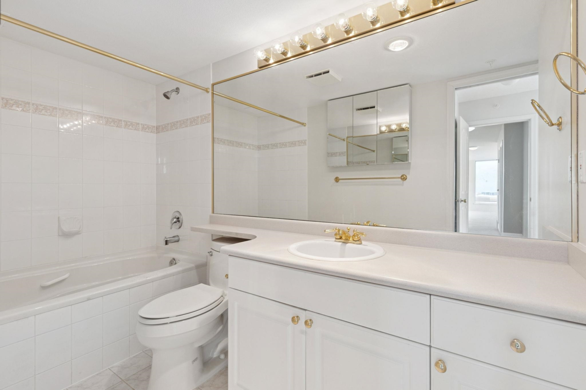 Garage Interior Photo of 1605 739 Princess Street, New Westminster, BC