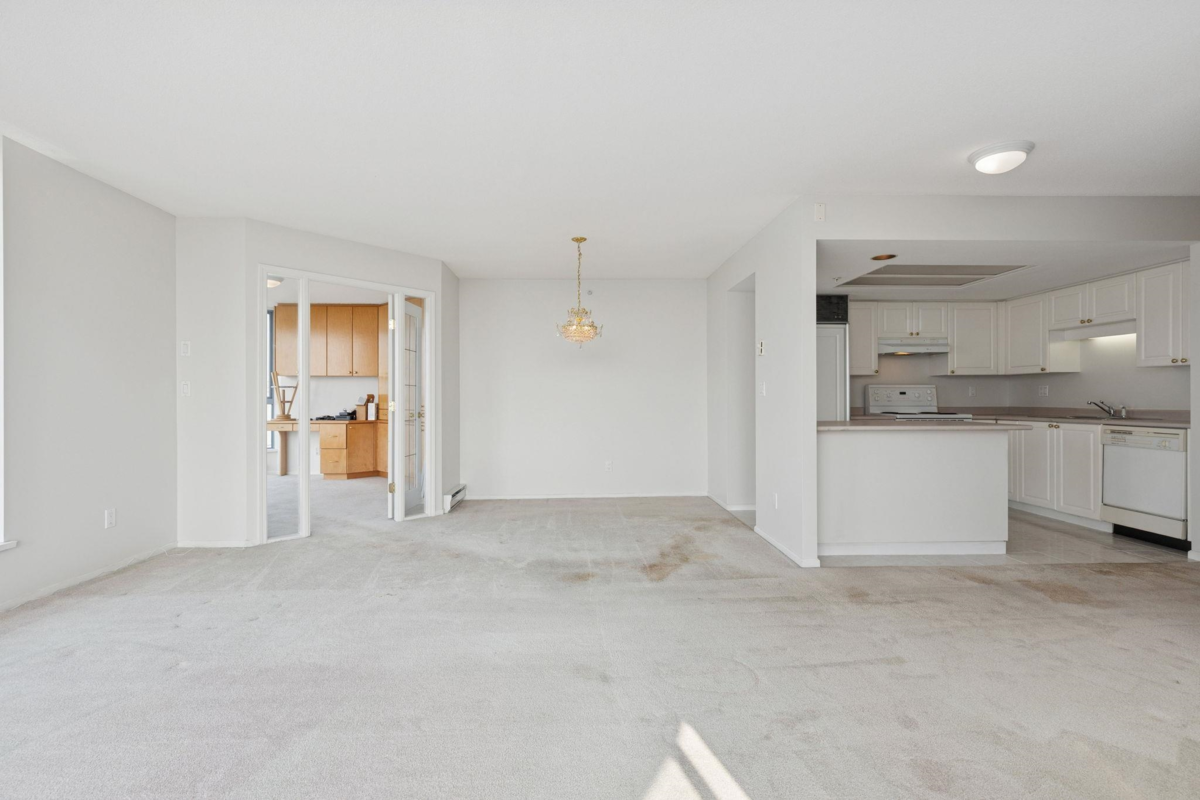 Mudroom Photo of 1605 739 Princess Street, New Westminster, BC