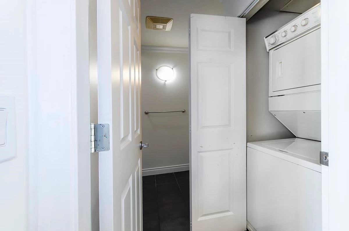 Mudroom Photo of 580 Raven Woods Drive, North Vancouver, BC