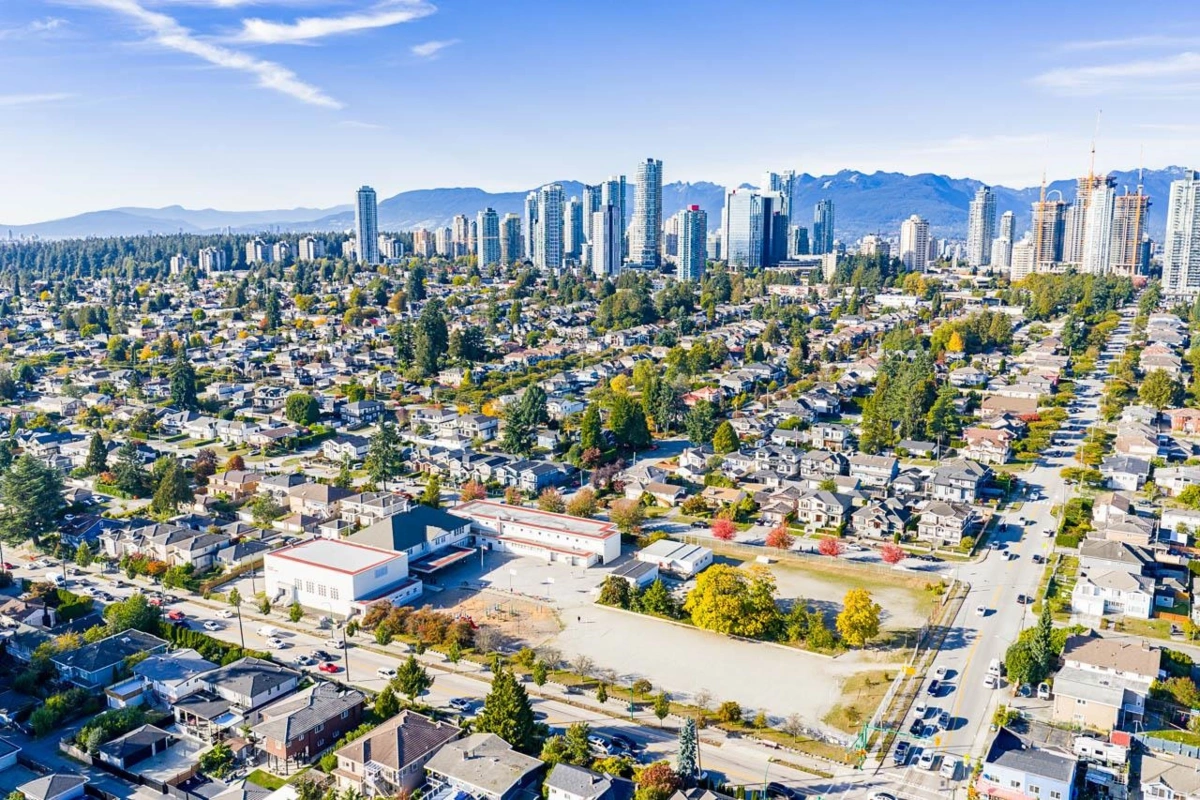 Garden / Landscaping Photo of 8061 Mcgregor Avenue, Burnaby, BC