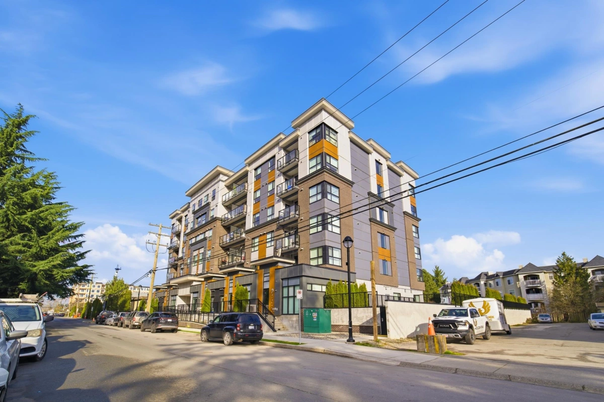 Outdoor Patio Photo of 103 20695 Eastleigh Crescent, Langley, BC