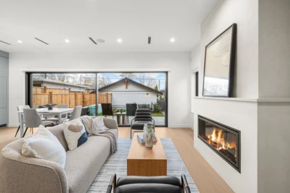 2 2247 Parker Street, Vancouver, BC