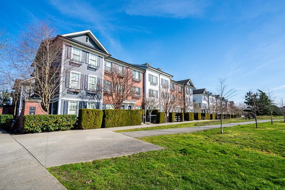 Office / Den Photo of 6 7348 192a Street, Surrey, BC