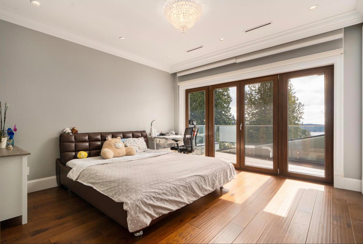 Bedroom 3 Photo of 1410 Mathers Avenue, West Vancouver, BC