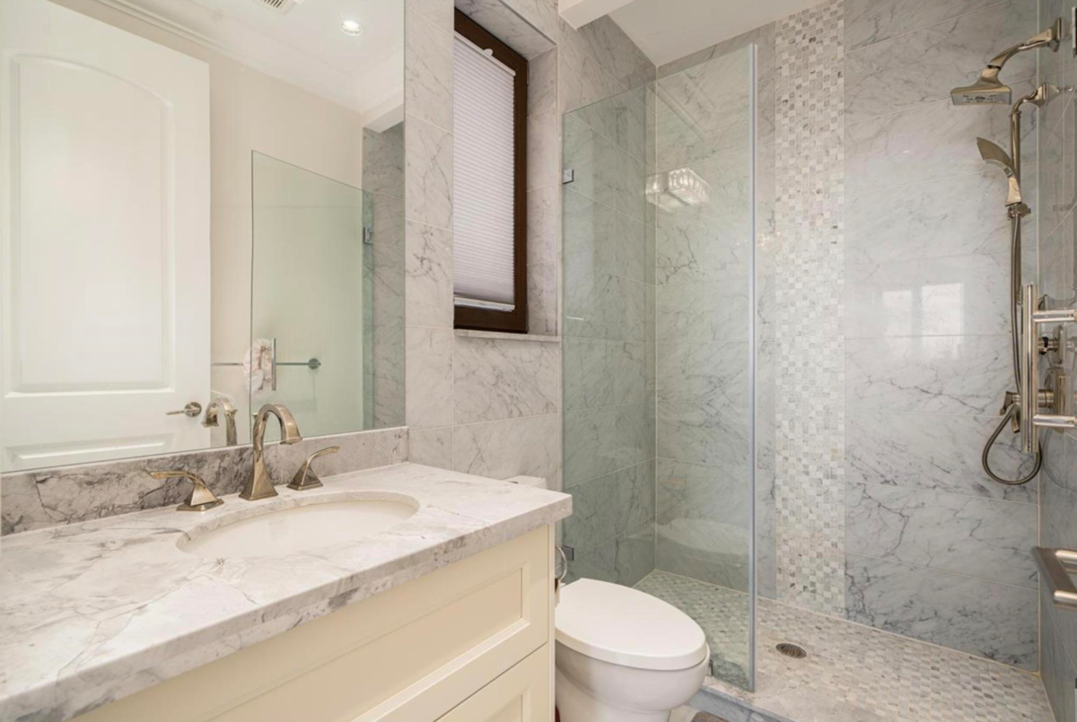 Garage Interior Photo of 1410 Mathers Avenue, West Vancouver, BC