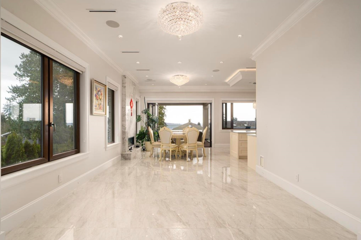 Primary Bedroom Photo of 1410 Mathers Avenue, West Vancouver, BC