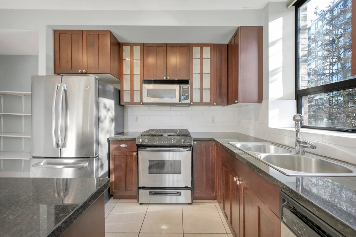 Breakfast Nook Photo of 312 170 W 1st Street, North Vancouver, BC