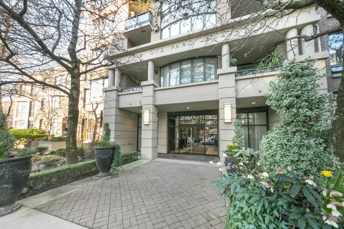 Hot Tub / Spa Photo of 312 170 W 1st Street, North Vancouver, BC