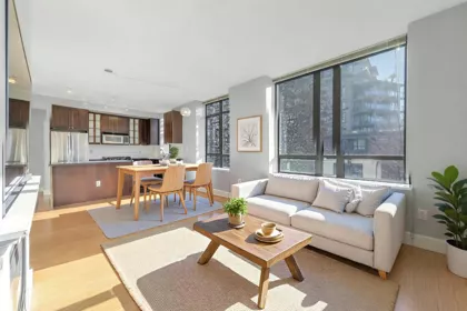 312 170 W 1st Street, North Vancouver, BC