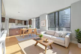 312 170 W 1st Street, North Vancouver, BC