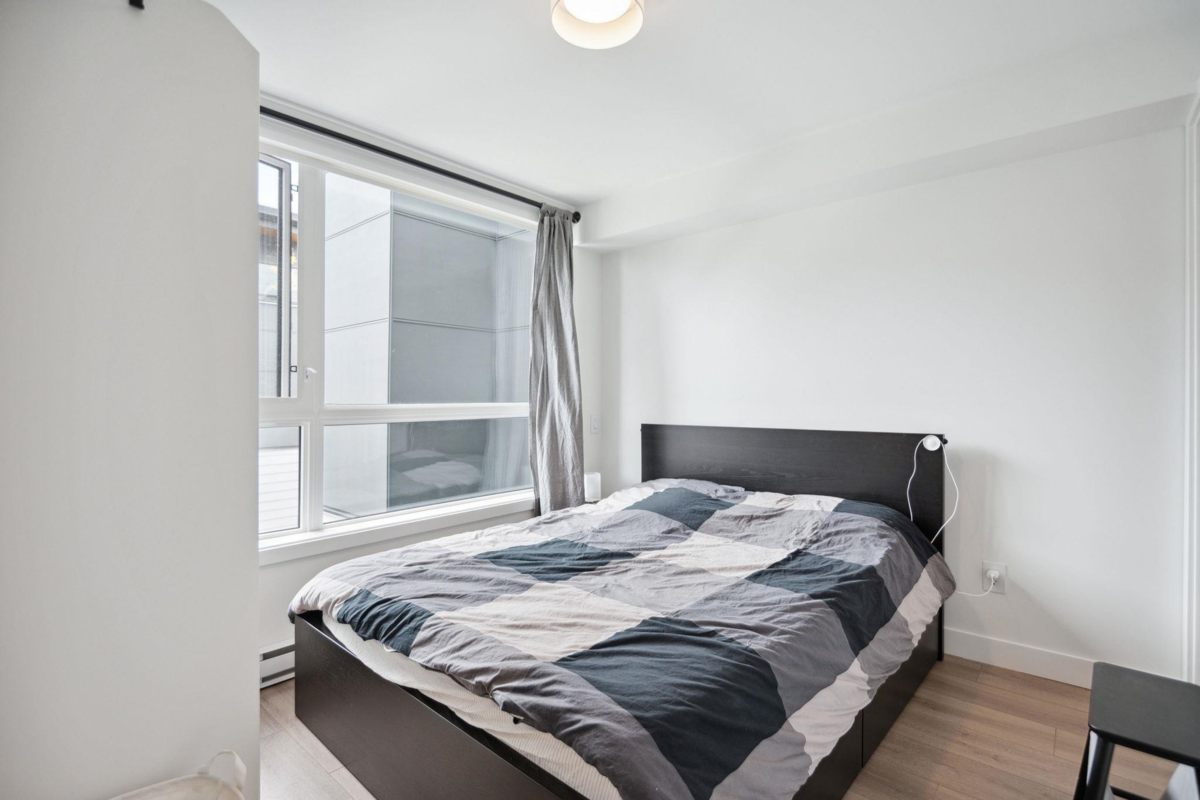 Walk-In Closet Photo of 206 6085 Irmin Street, Burnaby, BC