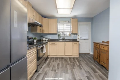 Kitchen Island Photo of 213 7837 120a Street, Surrey, BC