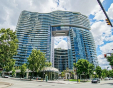 886 87 Nelson Street, Vancouver, BC
