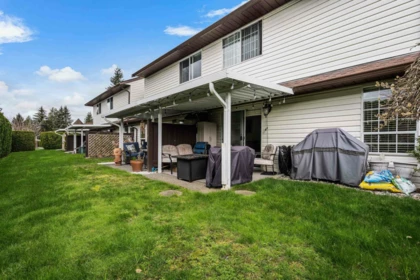 Front Yard Photo of 8 34942 Mt Blanchard Drive, Abbotsford, BC