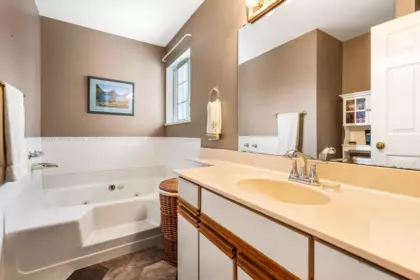 Mudroom Photo of 8 34942 Mt Blanchard Drive, Abbotsford, BC