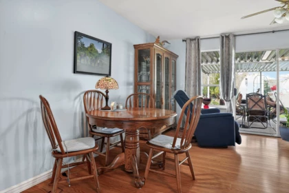 Kitchen Photo of 18167 16 Avenue, Surrey, BC