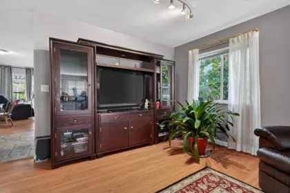 18167 16 Avenue, Surrey, BC, Surrey — Single Family Residence for sale