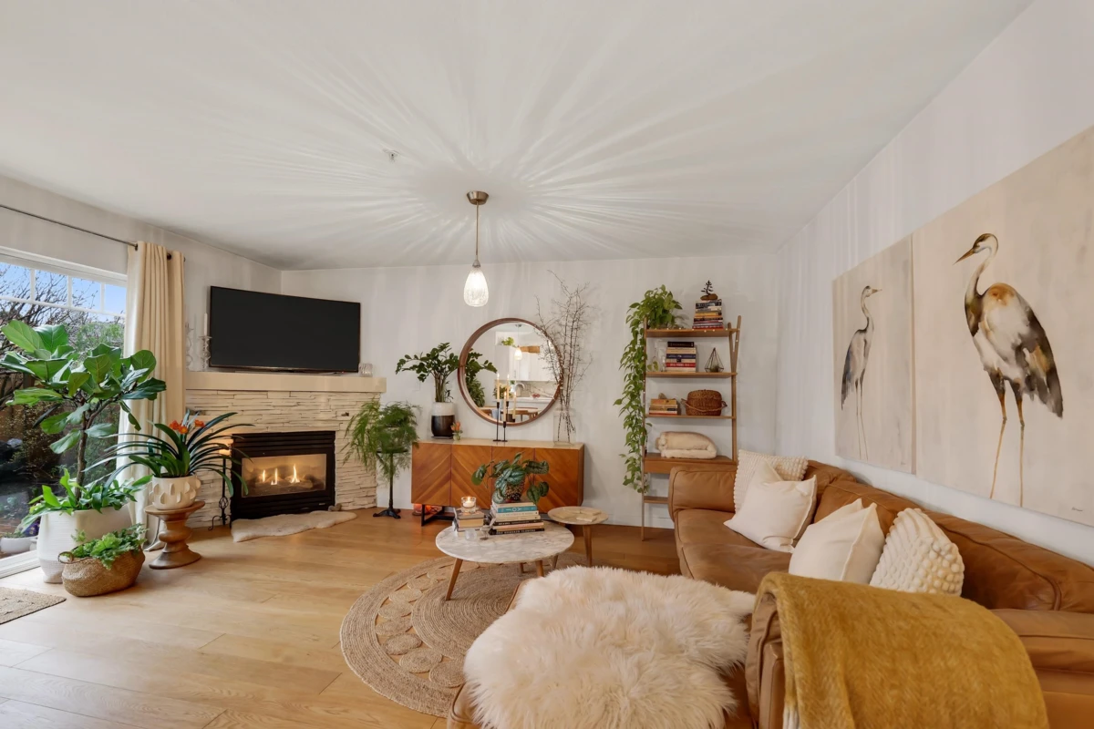 Family Room Photo of 28 1821 Willow Crescent, Squamish, BC
