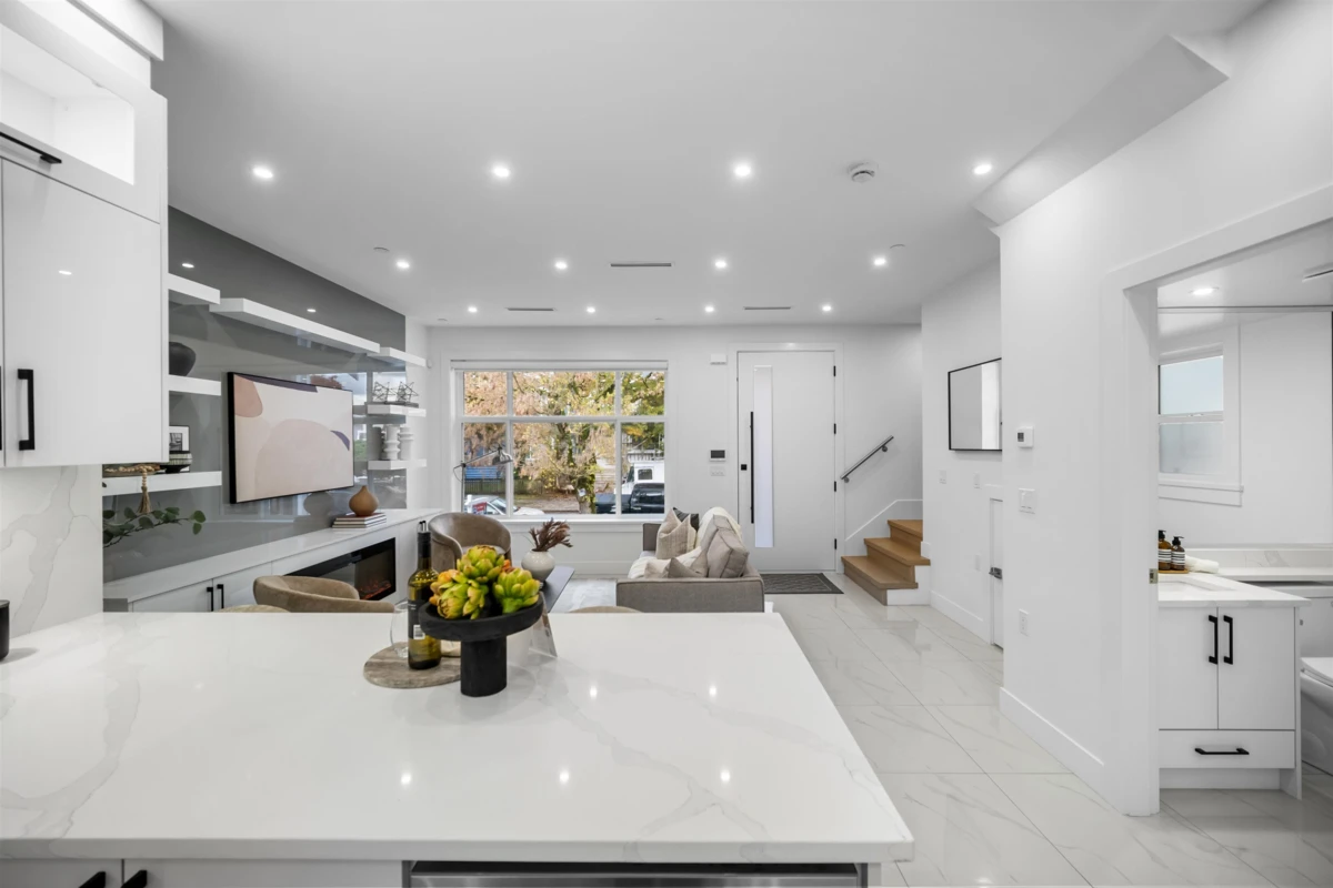 Family Room Photo of 2174 E 46th Avenue, Vancouver, BC