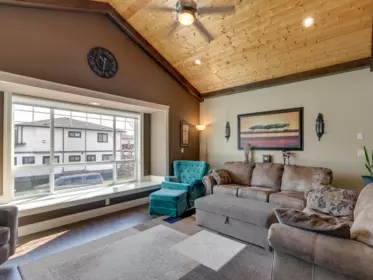 8661 Fennell Street, Mission, BC, Mission — Single Family Residence for sale