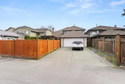 Hot Tub / Spa Photo of 10135 No. 1 Road, Richmond, BC
