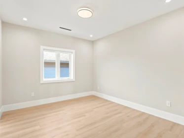 Hot Tub / Spa Photo of 11891 Dunavon Place, Richmond, BC