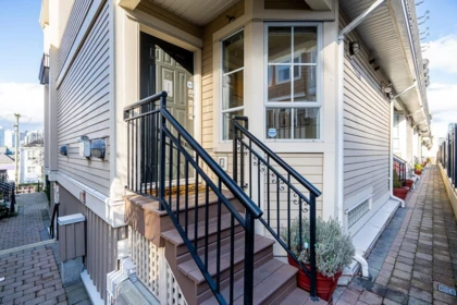 310 678 W 7th Avenue, Vancouver, BC, Vancouver — Townhouse for sale
