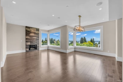2548 Mathers Avenue, West Vancouver, BC, West Vancouver — Single Family Residence for sale
