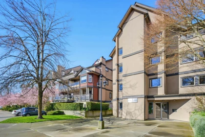 Outdoor Deck Photo of D205 4845 53 Street, Delta, BC