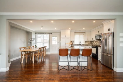Breakfast Nook Photo of 8282 Melburn Drive, Mission, BC