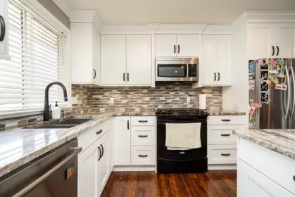 Walk-In Closet Photo of 8282 Melburn Drive, Mission, BC