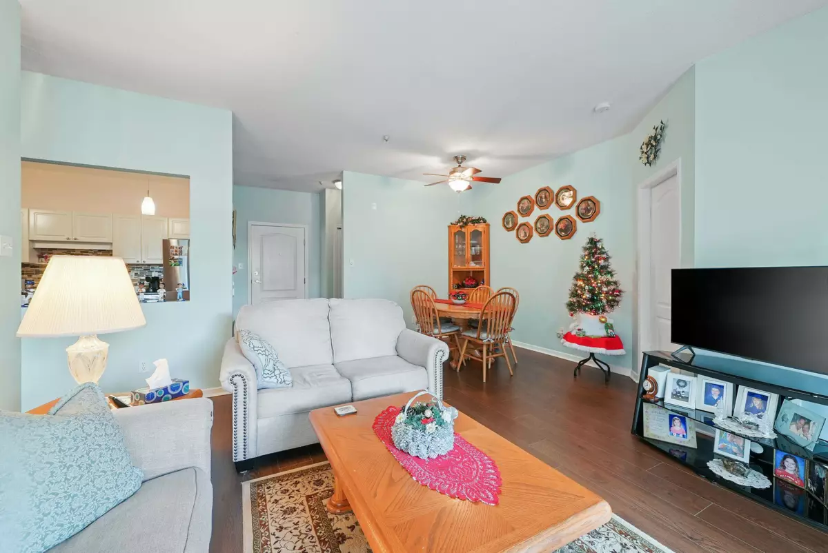 Dining Area Photo of 306 5677 208 Street, Langley, BC