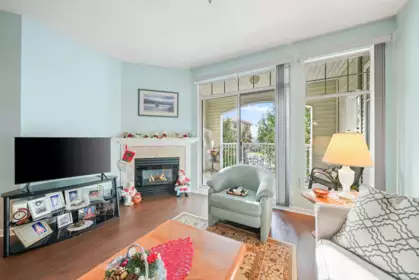 Kitchen Photo of 306 5677 208 Street, Langley, BC