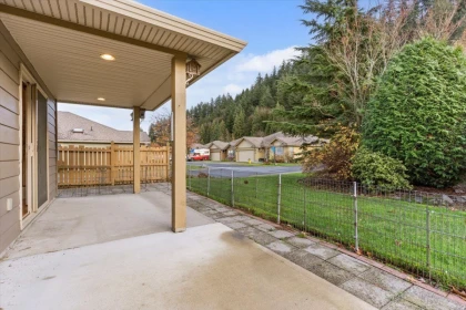 Front Yard Photo of 166 46000 Thomas Road, Chilliwack, BC
