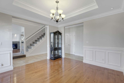 Kitchen Island Photo of 13998 115 Avenue, Surrey, BC