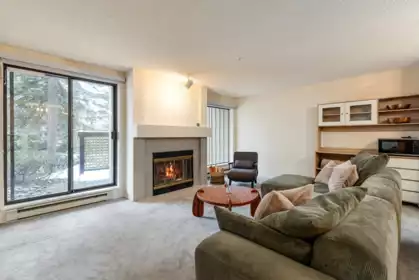 18 4725 Spearhead Drive, Whistler, BC, Whistler — Townhouse for sale