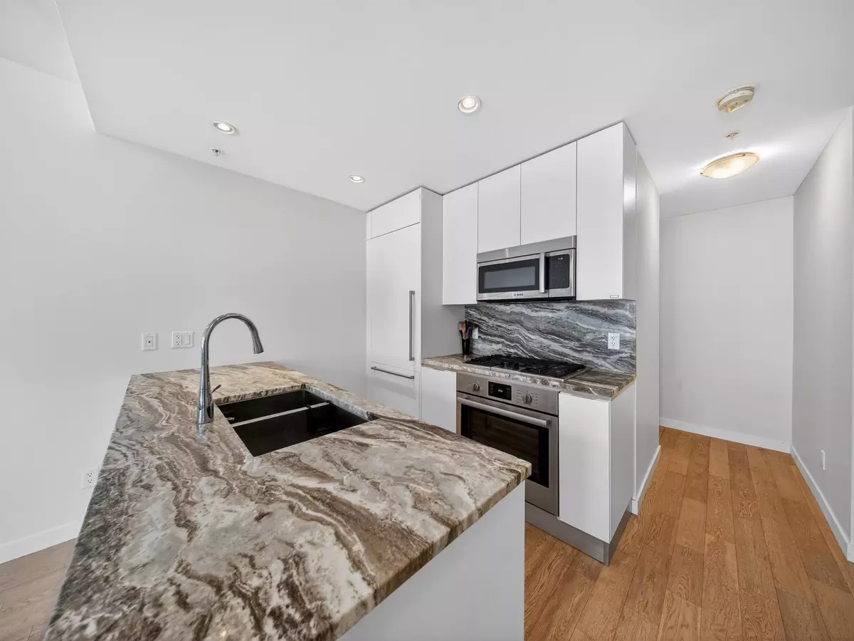 Family Room Photo of 301 2565 Maple Street, Vancouver, BC