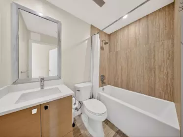 Entry Foyer Photo of 301 2565 Maple Street, Vancouver, BC