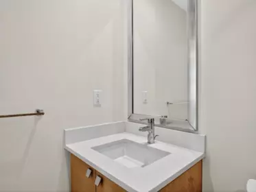 Hallway Photo of 301 2565 Maple Street, Vancouver, BC