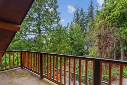 Outdoor Patio Photo of 325 Bayview Road, Lions Bay, BC