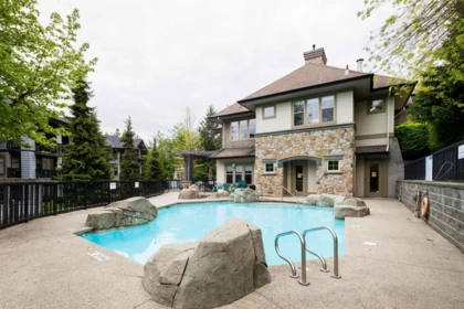 Entry Foyer Photo of 301 2958 Silver Springs Boulevard, Coquitlam, BC